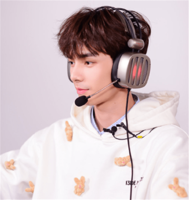 Kaiyun-DWG引发争议!,Rookie官方宣布重返赛场新规引发球迷热议(rookie2024现在在哪个战队)