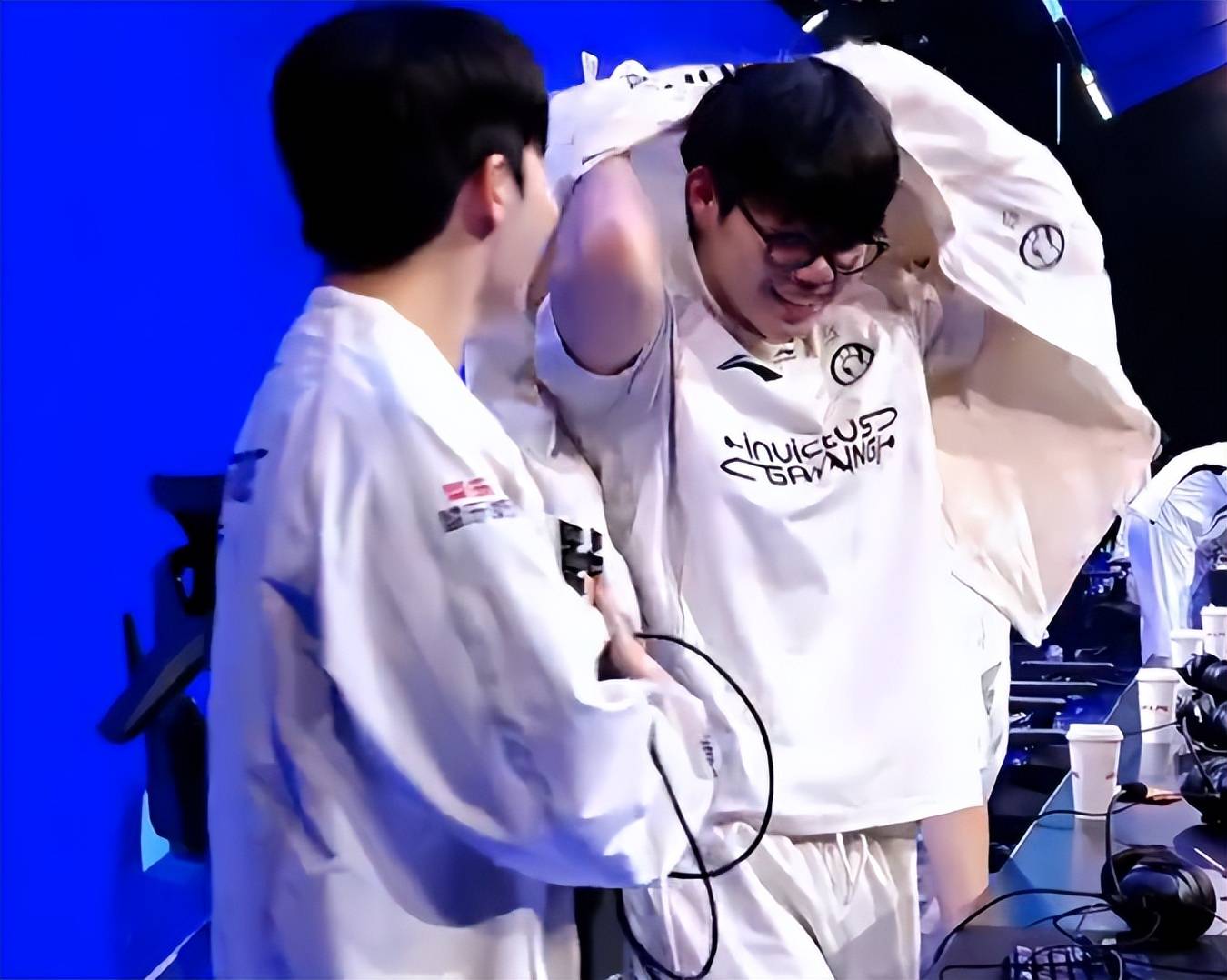 开云-Rookie遭遇七连败，DWG教练面临压力！的简单介绍