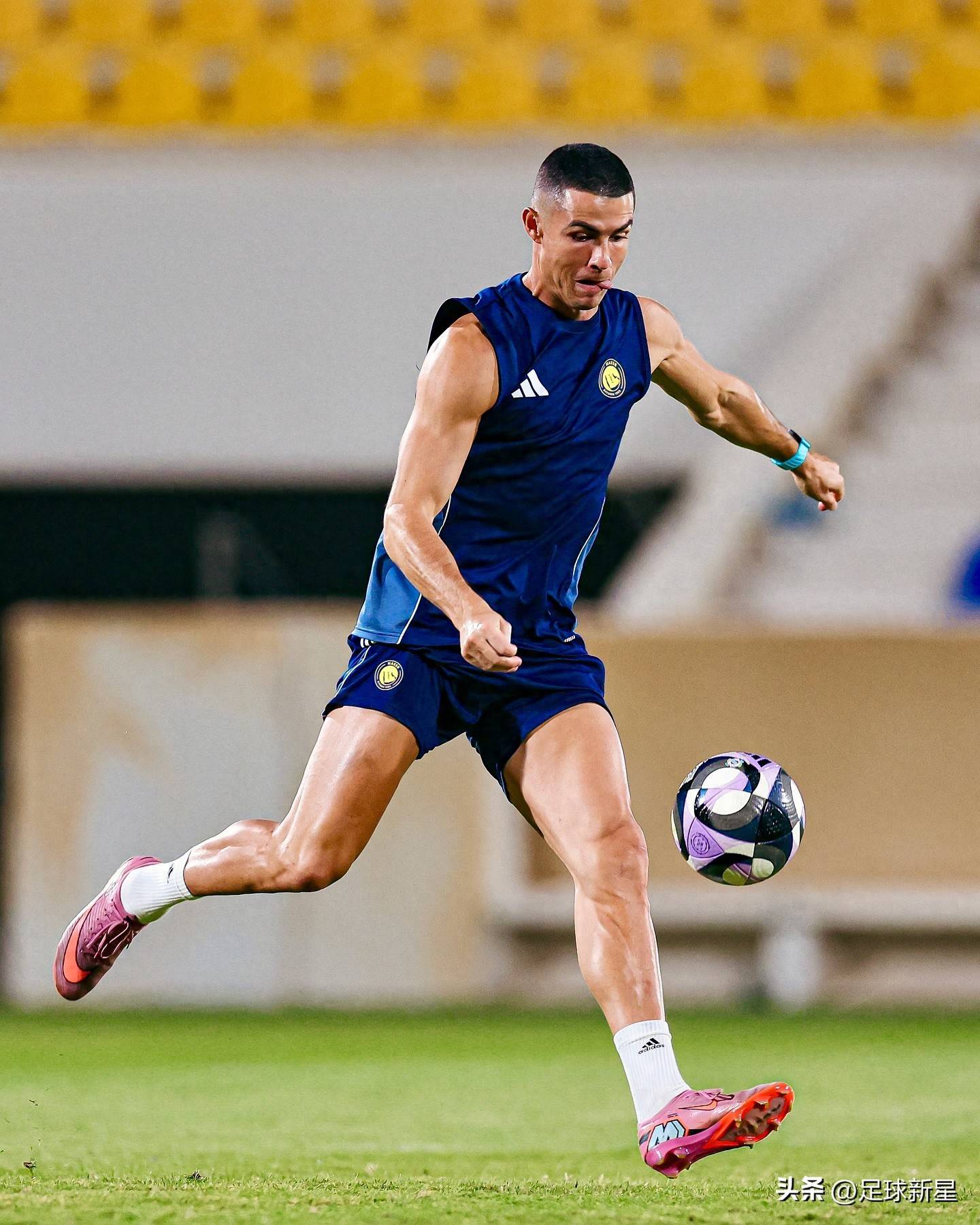 开云体育-关于C罗新星回归赛场表现惊艳，FPX未来可期！的信息